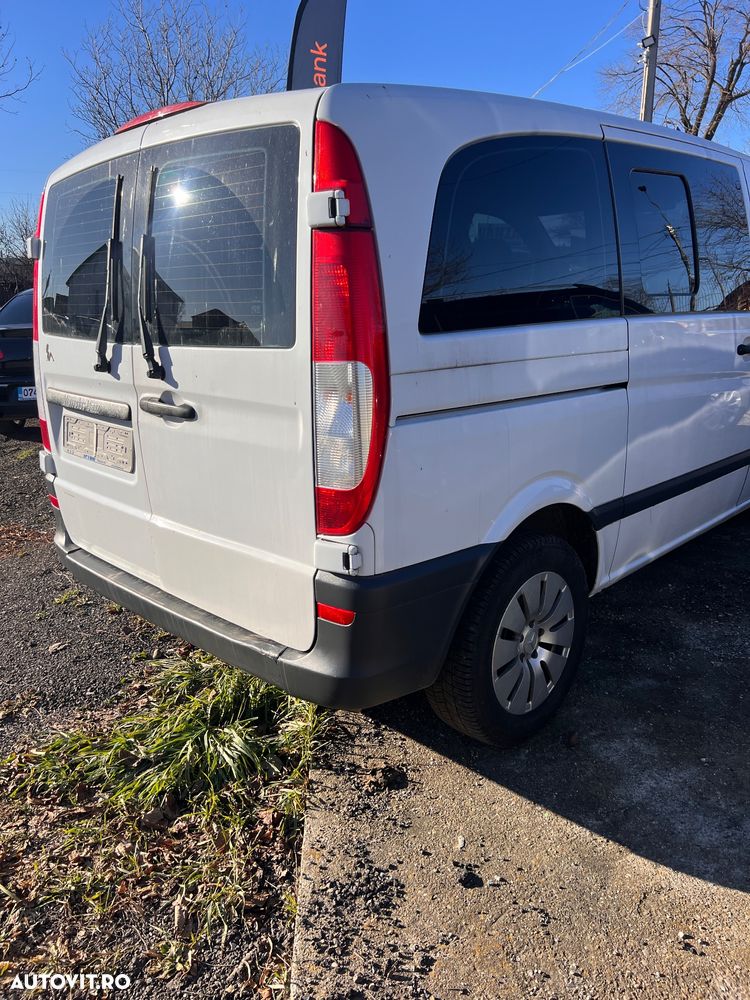 Mercedes-Benz Vito 113 CDI Kompakt Mixto - 3