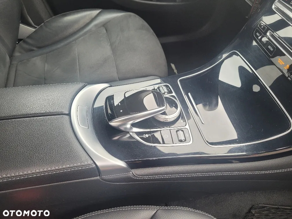 Mercedes-Benz GLC 220 d 4-Matic - 10