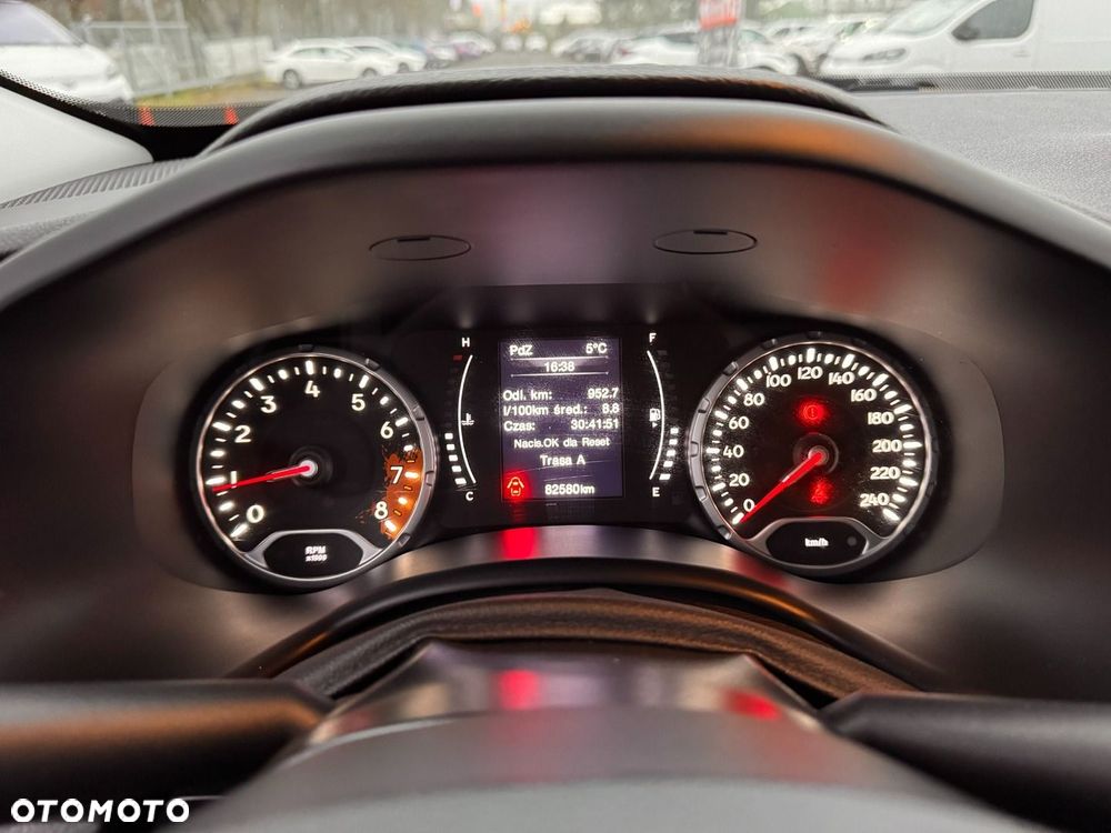 Jeep Renegade 1.6 E-TorQ Sport FWD - 11