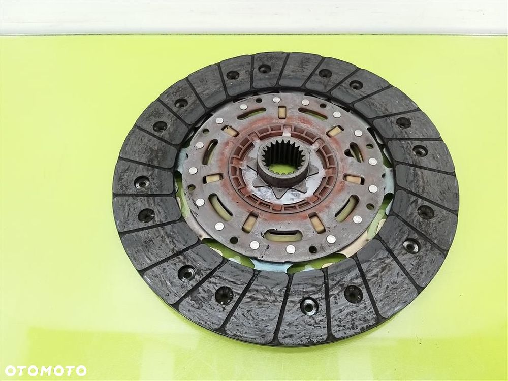 Sprzęgło Kompletne Toyota Avensis II T25 2003-2006 2.0 D4D 126KM - 4