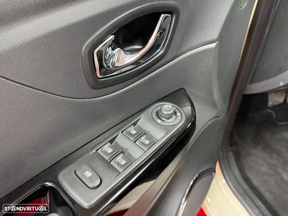 Renault Captur ENERGY TCe 120 EDC Dynamique - 17
