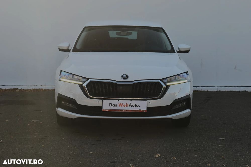 Skoda Octavia 1.5 TSI DSG MHEV Ambition - 9