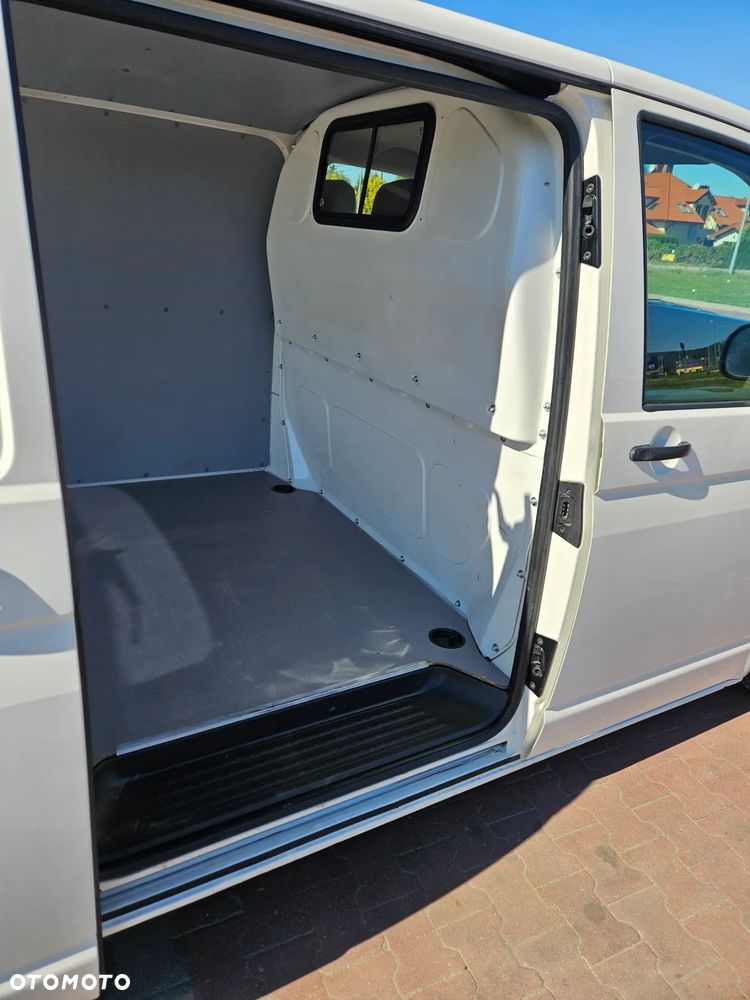 Volkswagen Transporter - 19