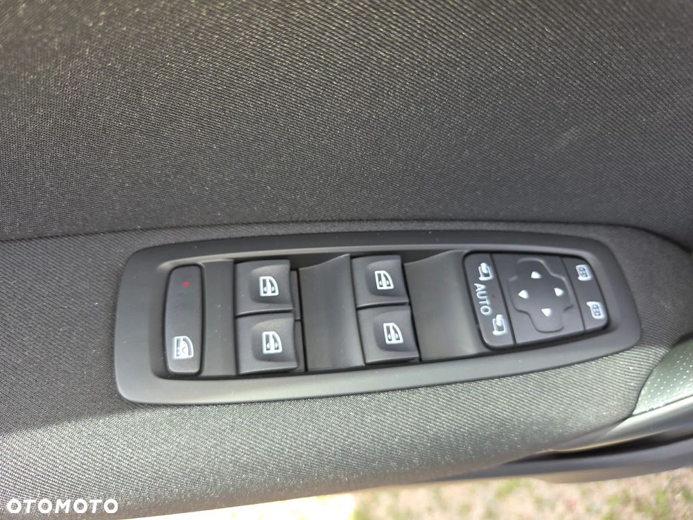 Renault Megane 1.3 TCe FAP Winter Edition - 10