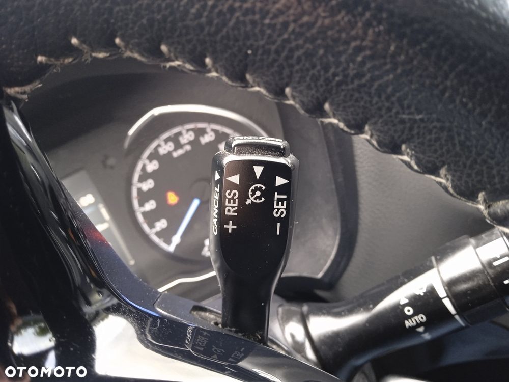 Toyota Yaris 1.5 Premium - 16