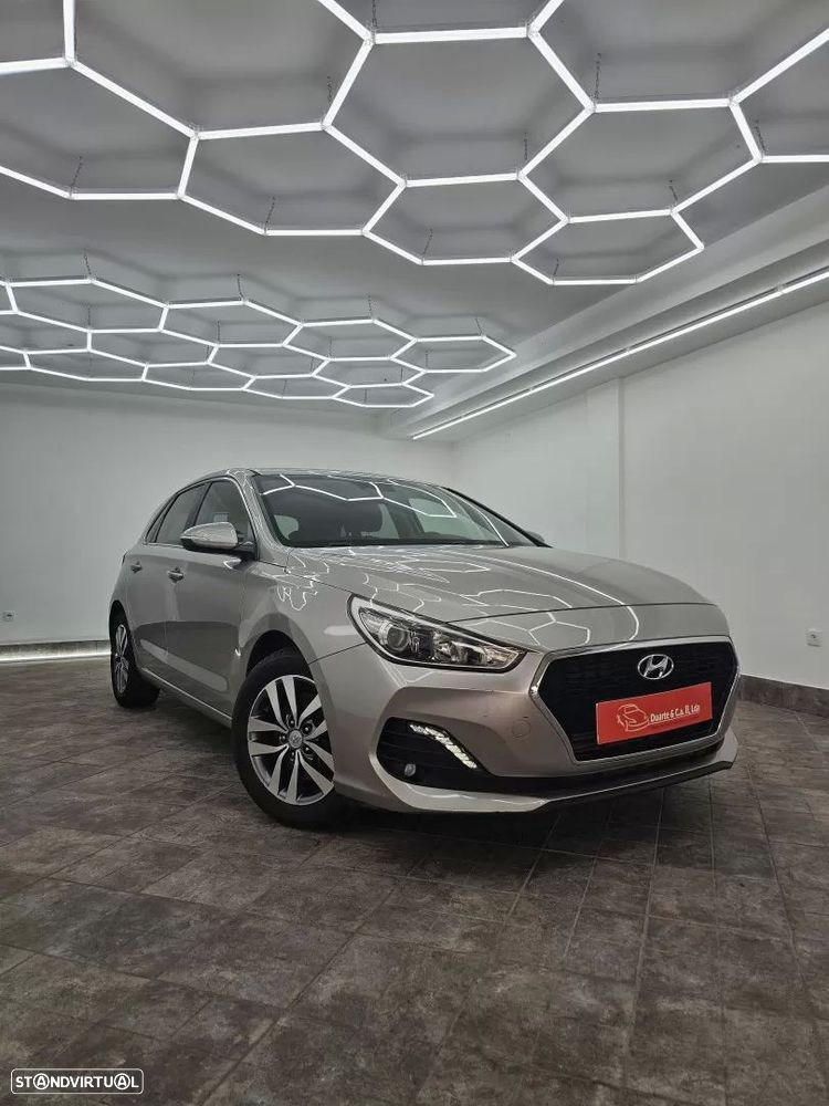 Hyundai i30 1.0 T-GDI Style — fotografia 18