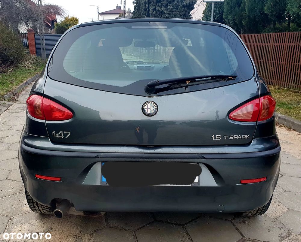 Alfa Romeo 147 - 18
