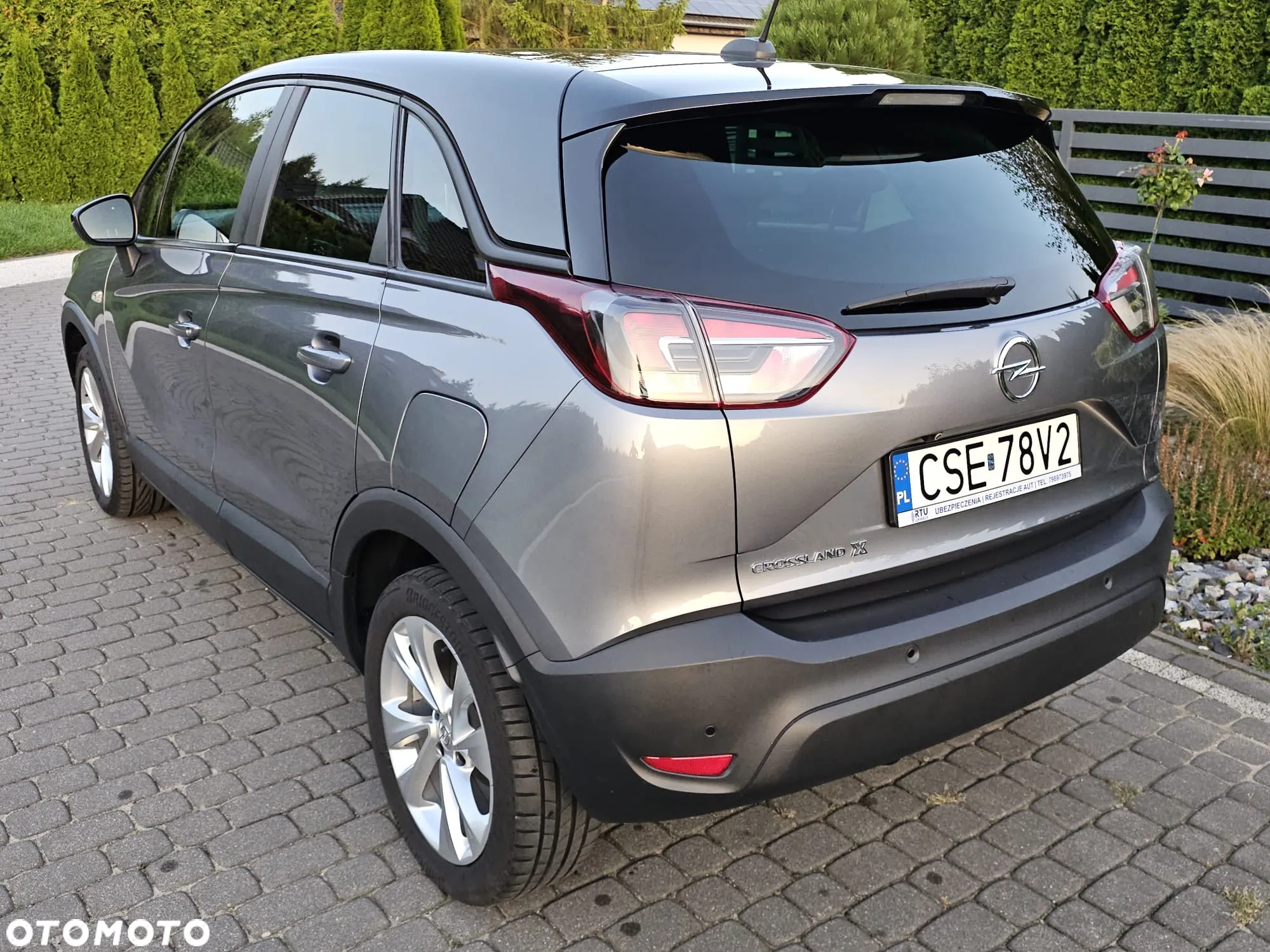 Opel Crossland X 1.2 T Enjoy S&S - 12
