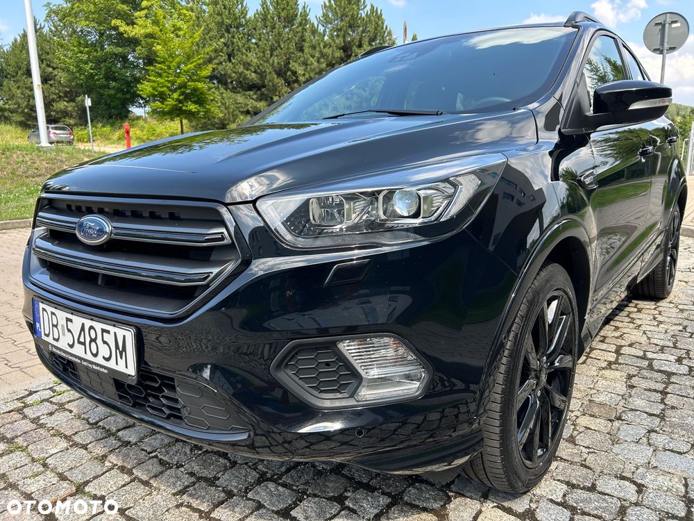 Ford Kuga 1.5 EcoBoost 2x4 Titanium - 32