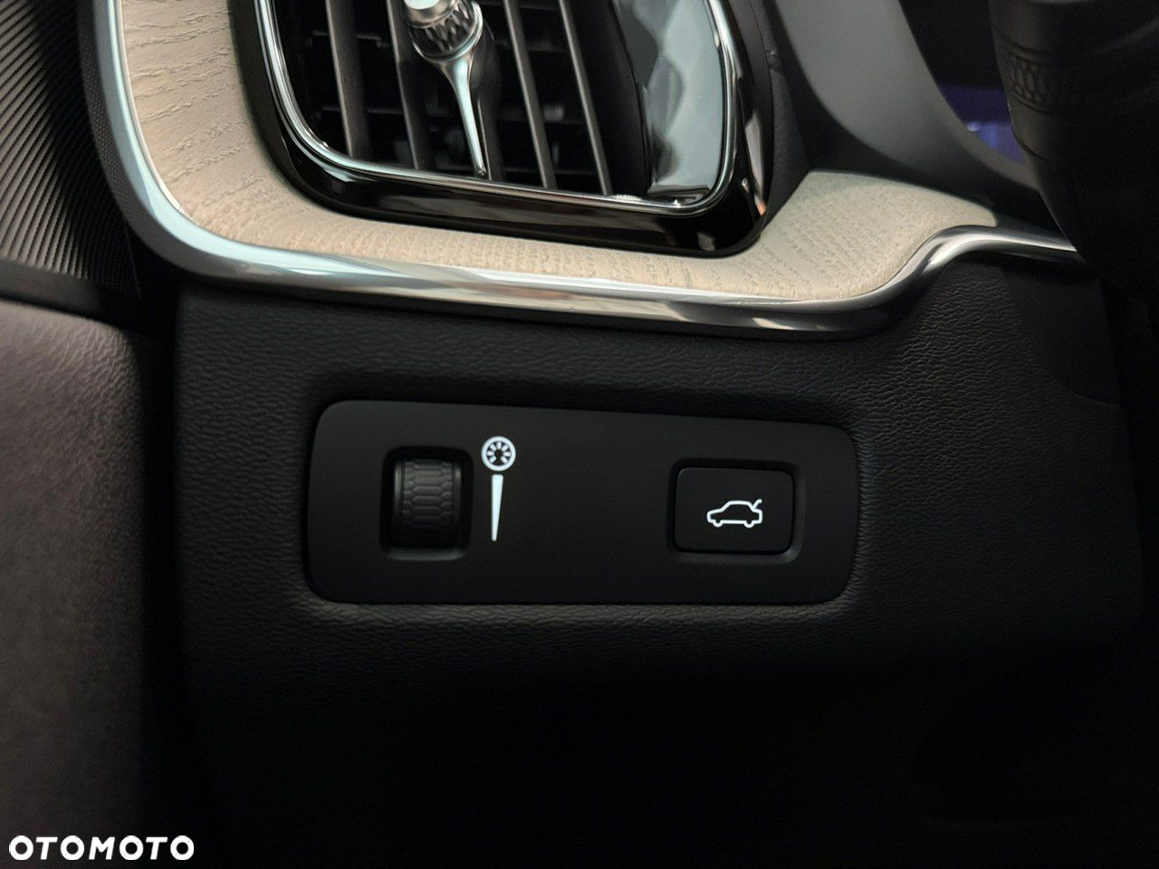 Volvo XC 60 B4 B Geartronic Inscription - 26