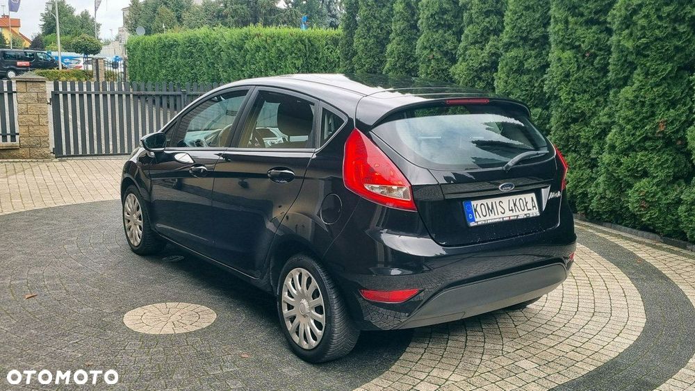 Ford Fiesta - 5