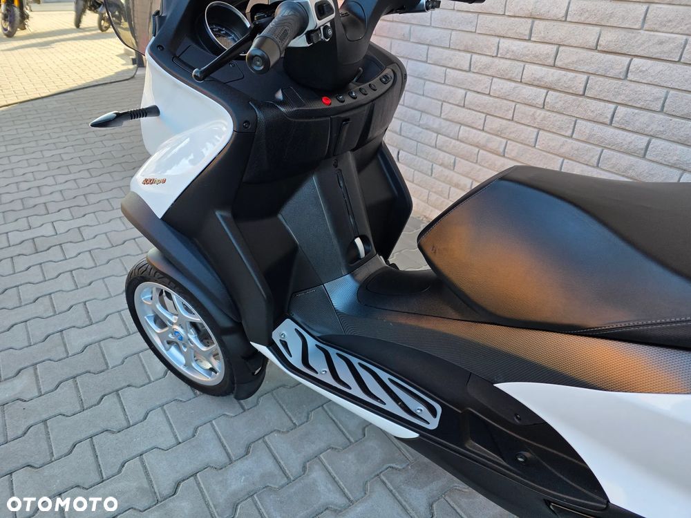 Piaggio MP-3 - 6