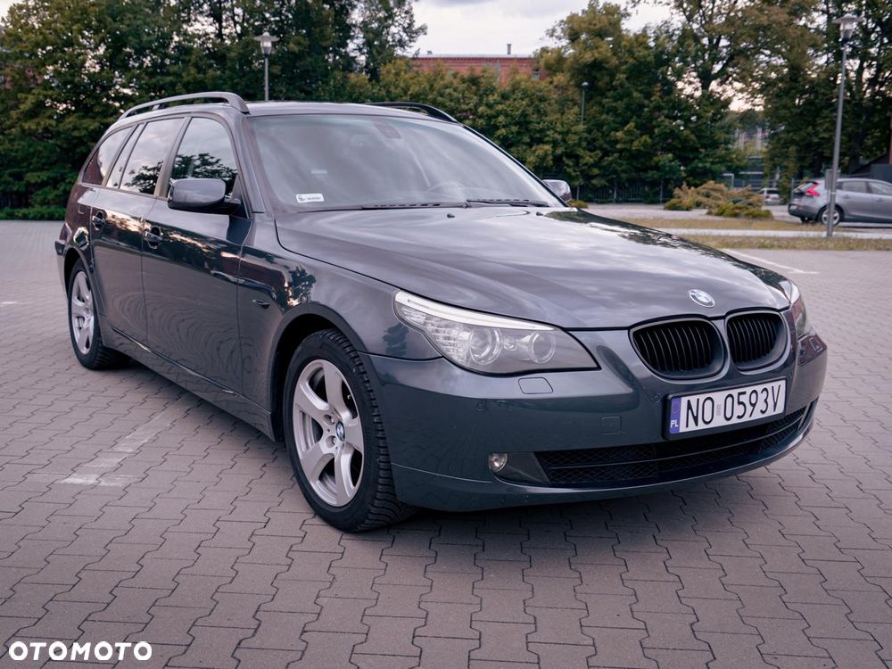 BMW Seria 5 525d - 2
