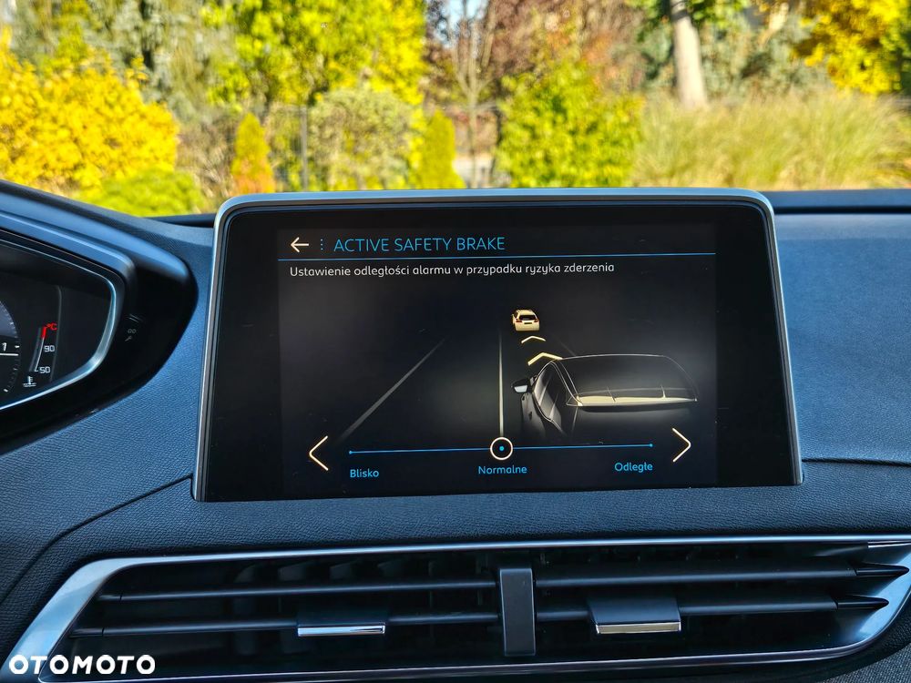 Peugeot 3008 BlueHDi 120 EAT6 Stop & Start Allure - 21