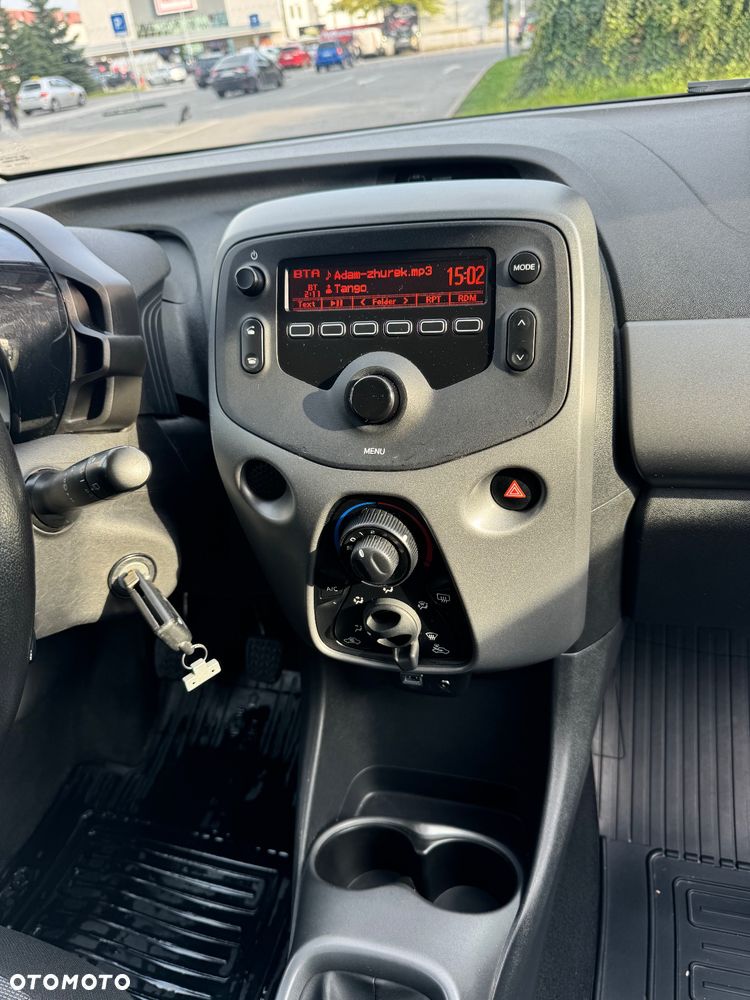Toyota Aygo 1.0 VVT-i Color Edition - 11
