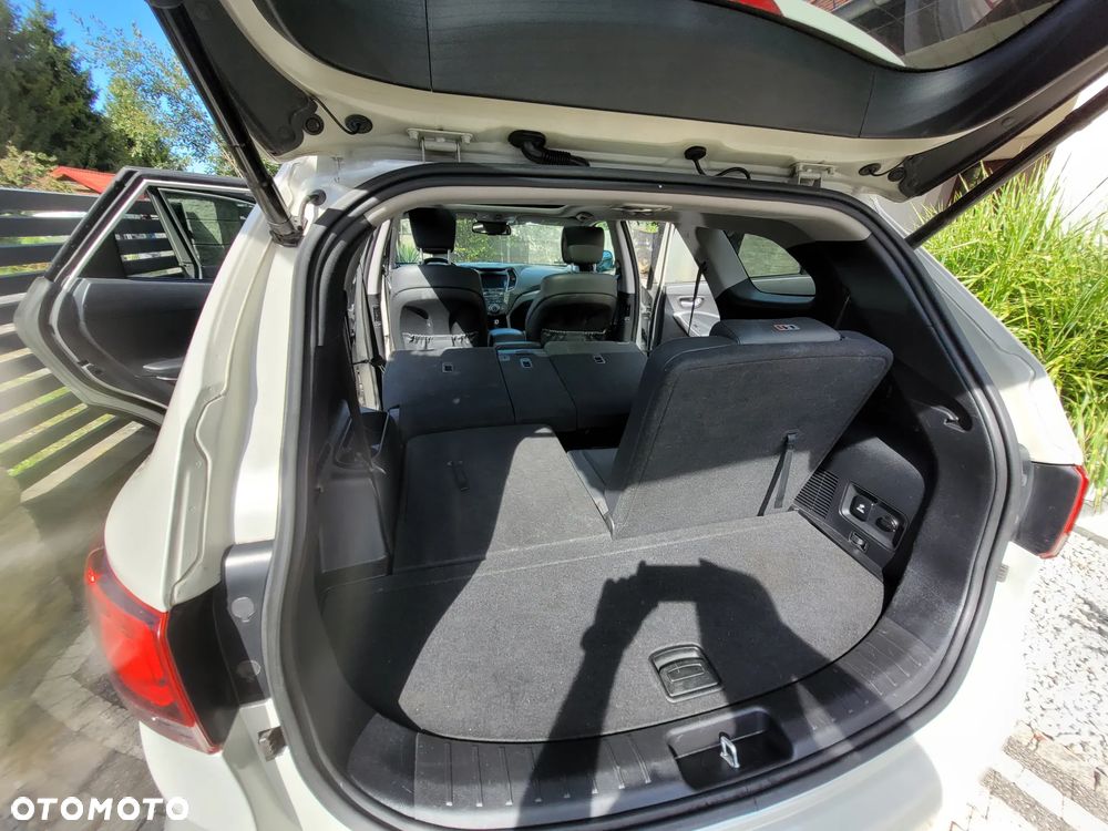 Hyundai Santa Fe Grand blue 2.2 CRDI 4WD Automatik Premium - 33