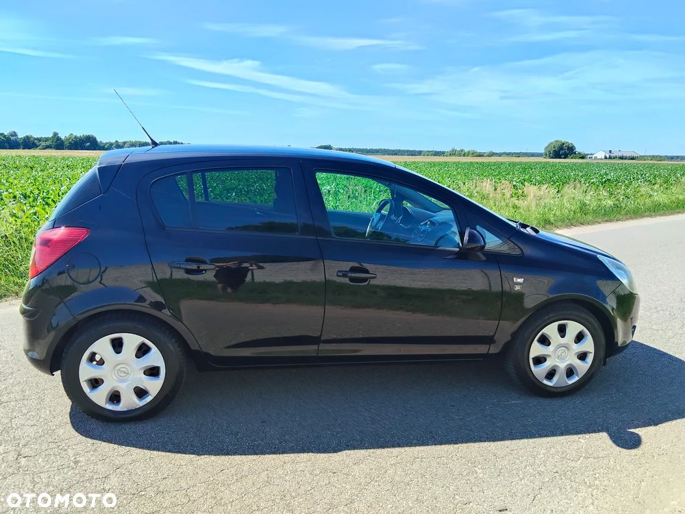Opel Corsa 1.4 16V Edition 111 Jahre - 4