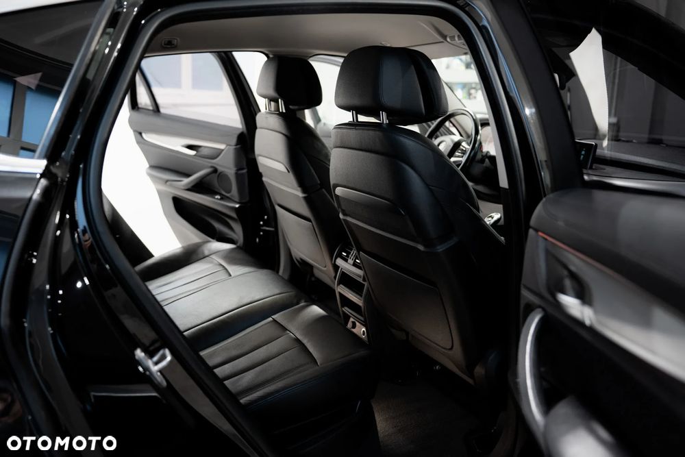 BMW X6 xDrive30d - 8