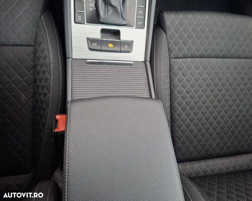 Skoda Superb 2.0 TDI DSG Ambition - 13