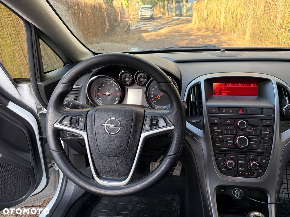 Opel Astra 1.4 T Active EU6 - 8