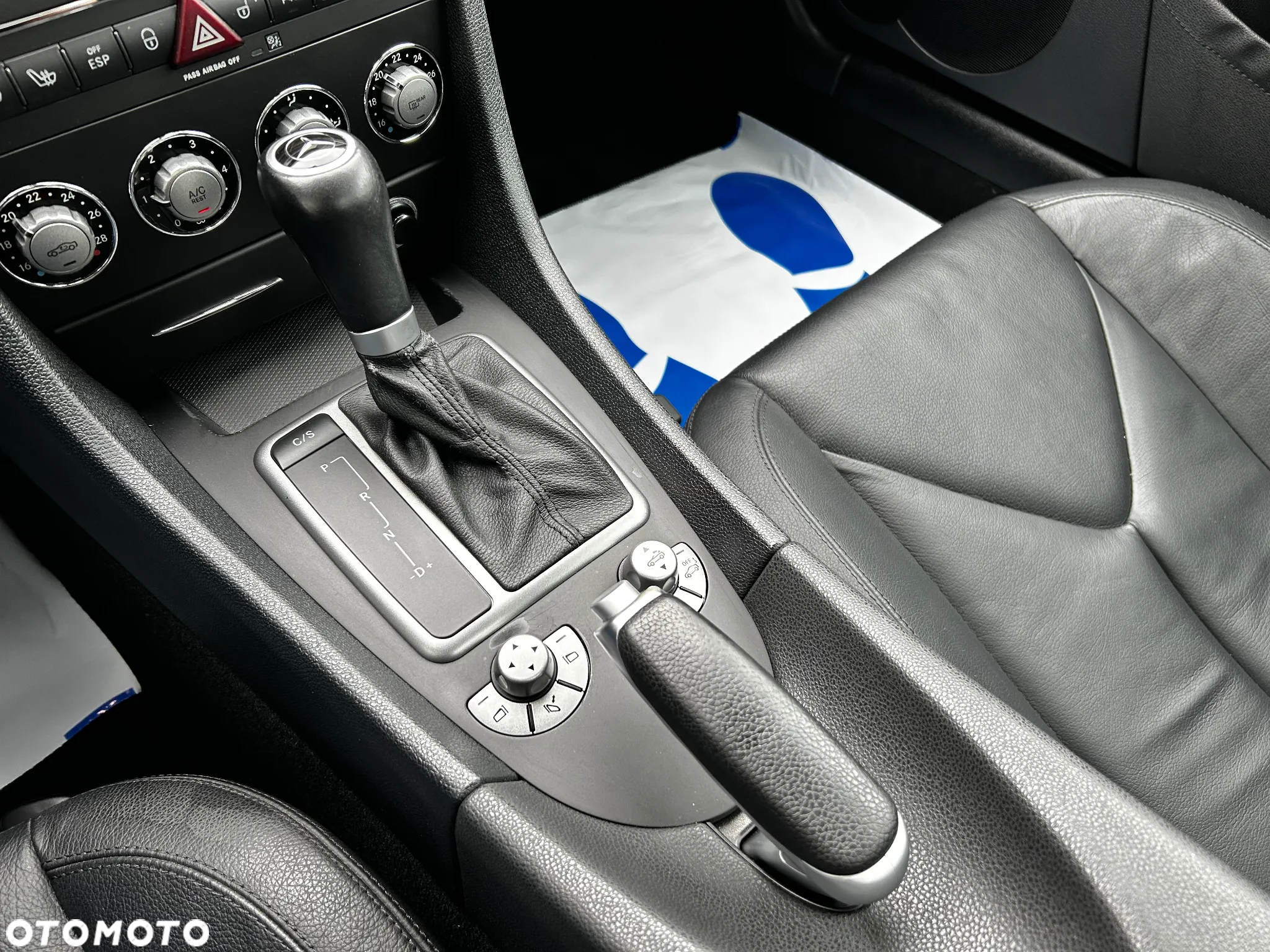 Mercedes-Benz SLK - 22