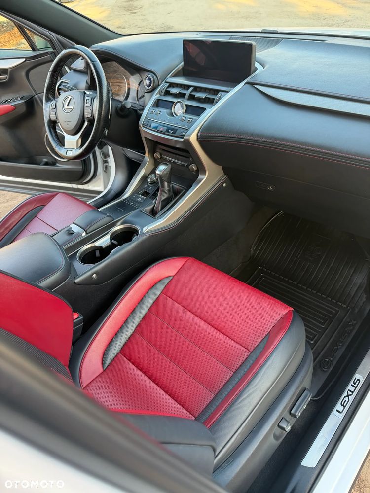 Lexus NX - 17