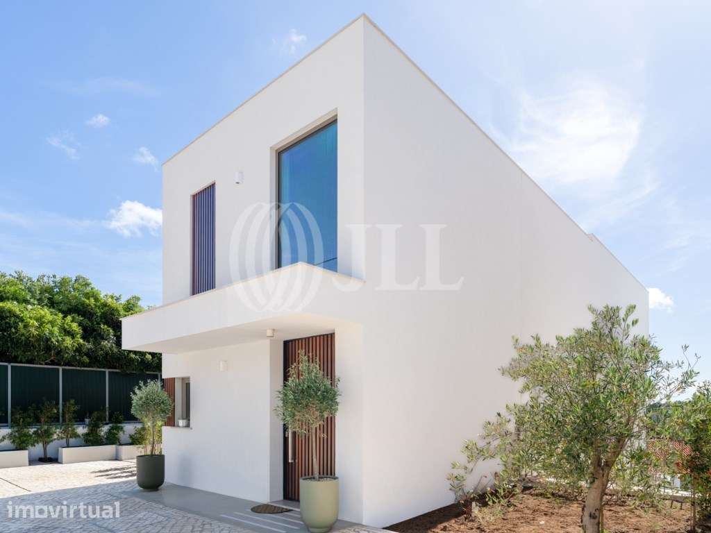 Moradia T4+1 com piscina no Monte Estoril Cascais - Grande imagem: 4/46