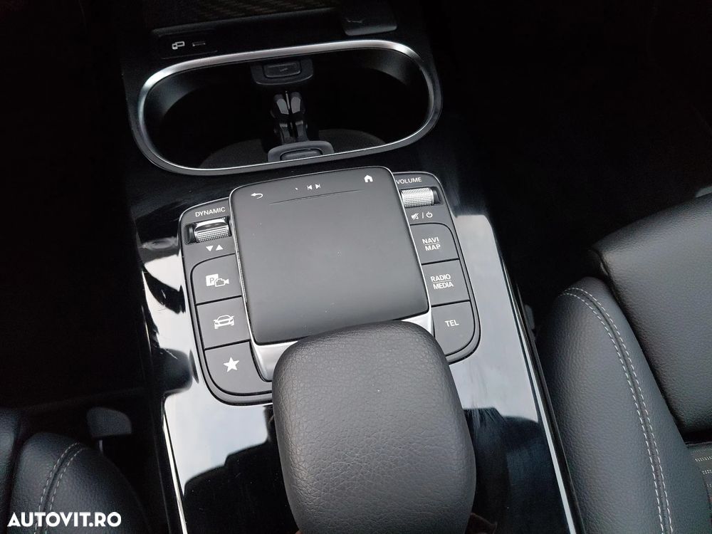 Mercedes-Benz CLA - 22