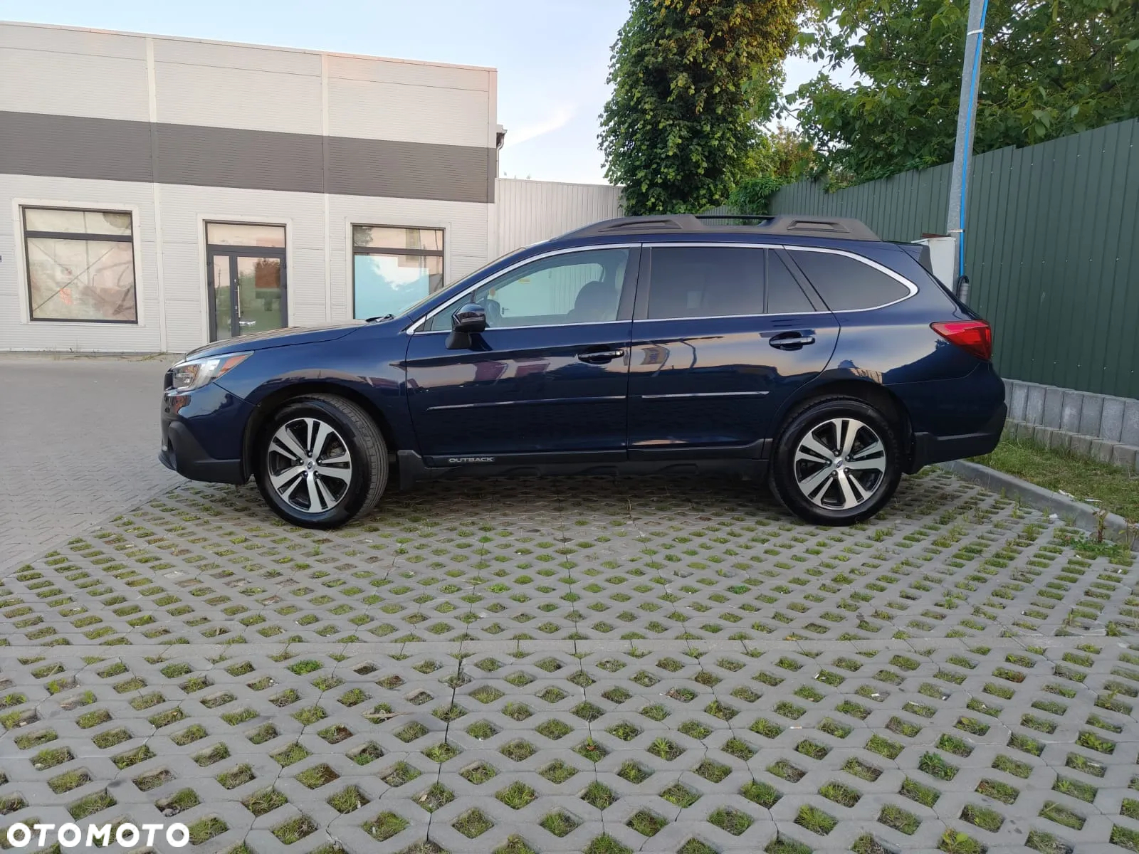 Subaru Outback - 4