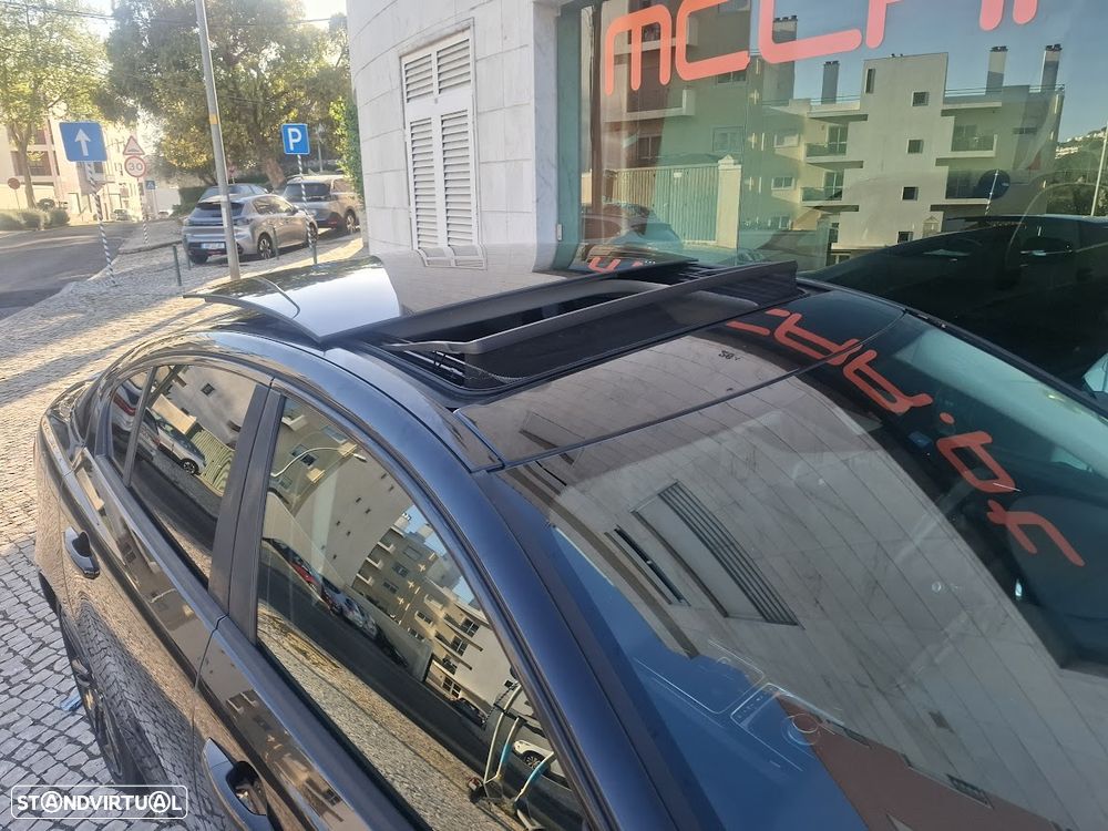 Jaguar XE 2.0 D Prestige Aut. - 54