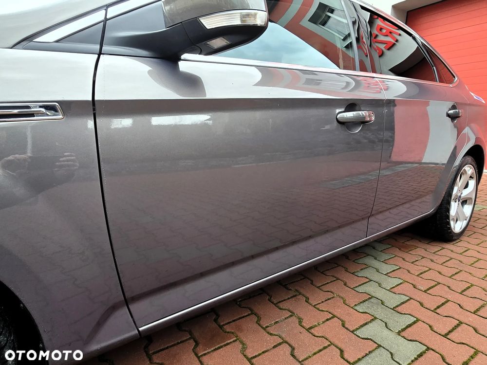 Ford Mondeo 2.0 T Titanium - 14