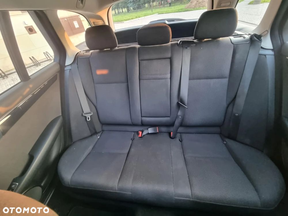 Mercedes-Benz Klasa C - 22