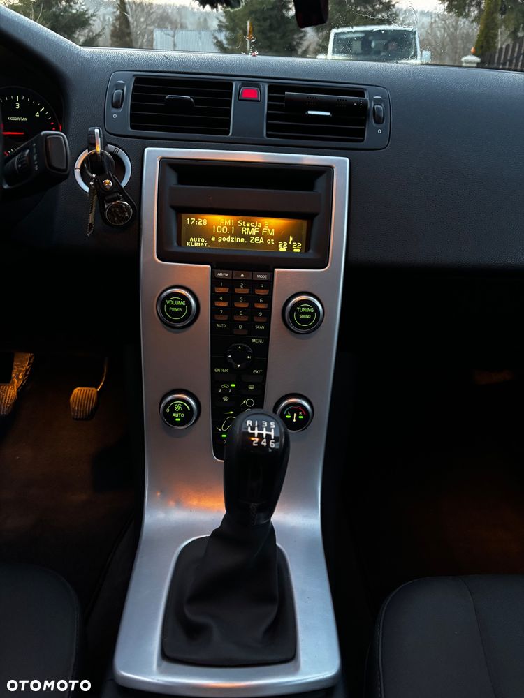 Volvo S40 2.0D - 7