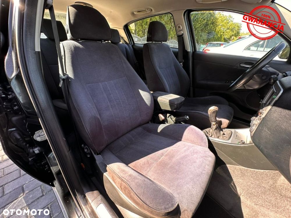 Alfa Romeo 147 - 23
