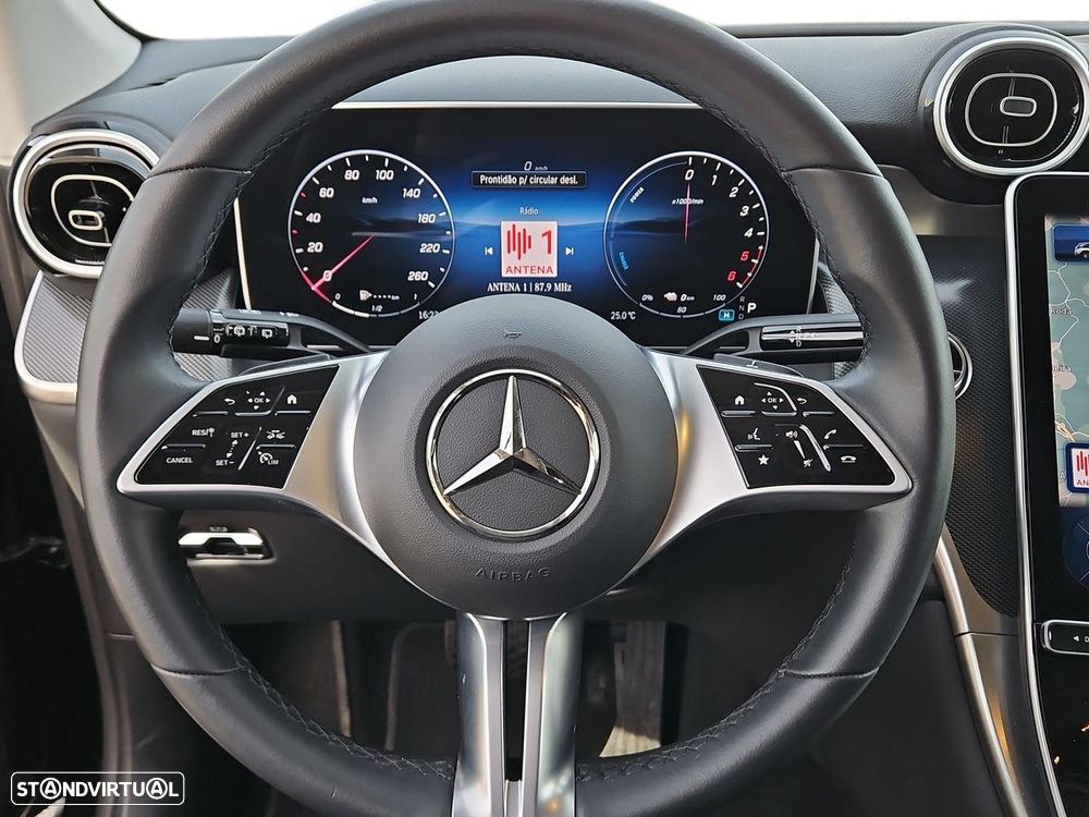 Mercedes-Benz GLC 300 - 15