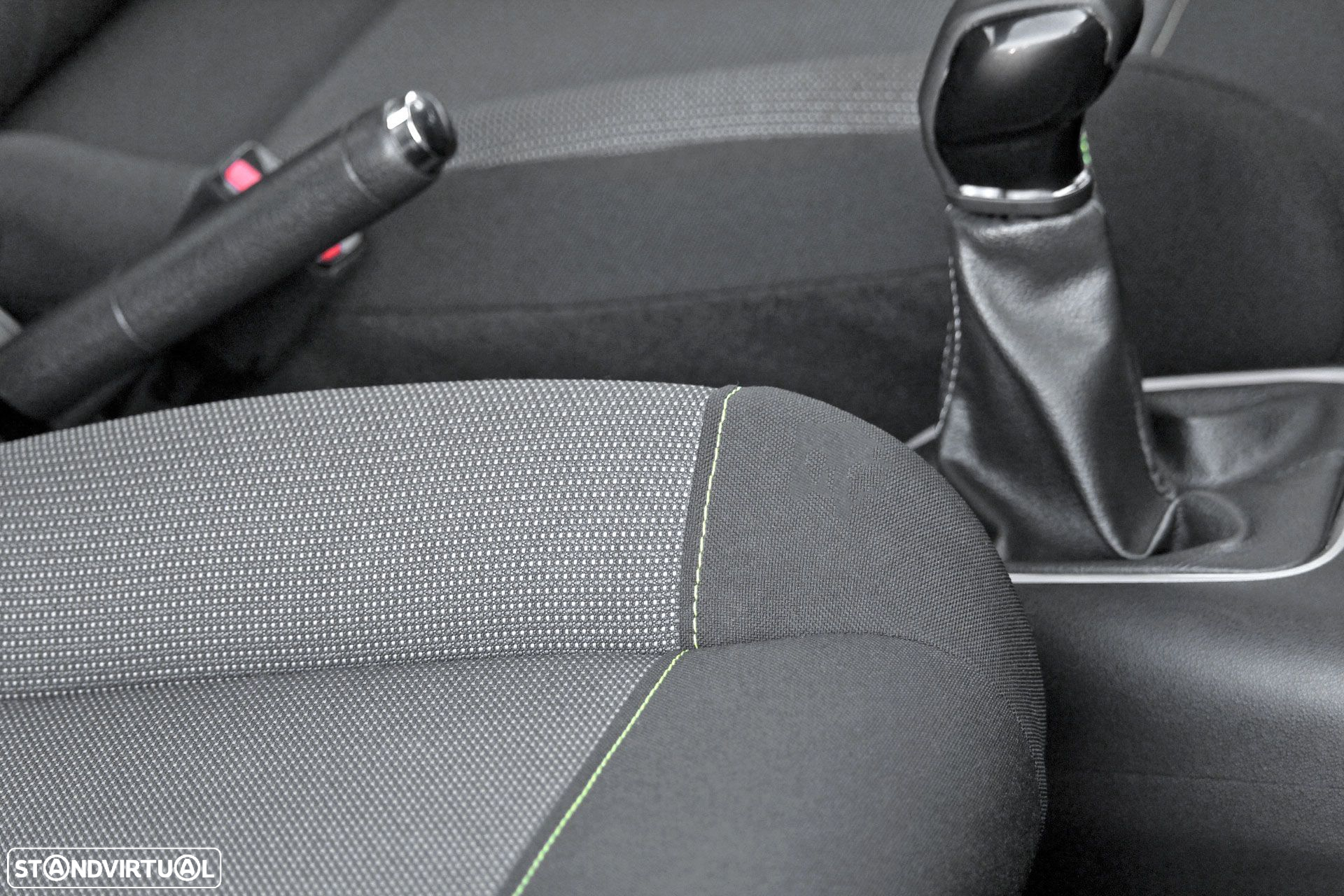 Citroën C3 1.2 PureTech C-Series - 27