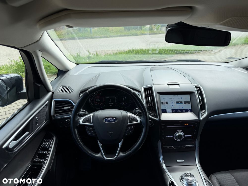 Ford S-Max 2.0 TDCi Titanium PowerShift - 22