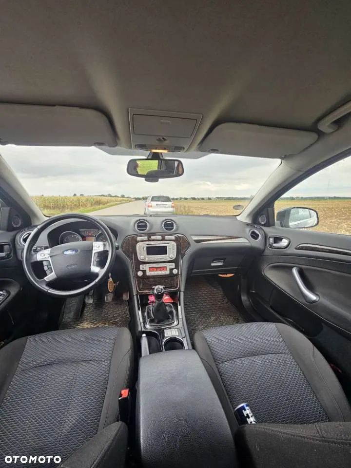 Ford Mondeo - 4