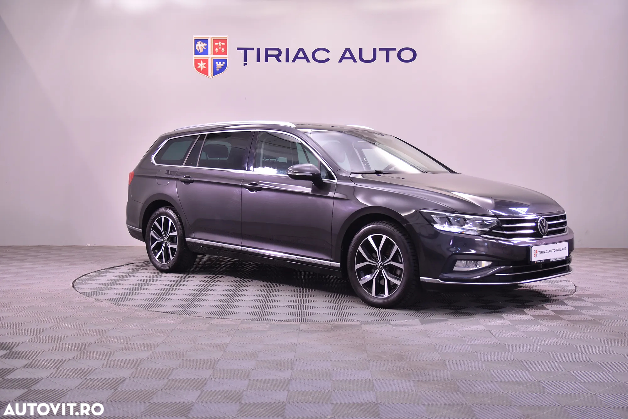 Volkswagen Passat - 7