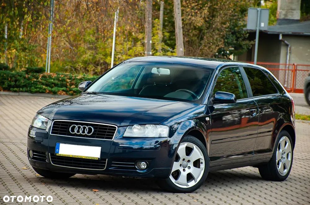 Audi A3 3-drzwiowe 2.0 FSI Attraction - 8
