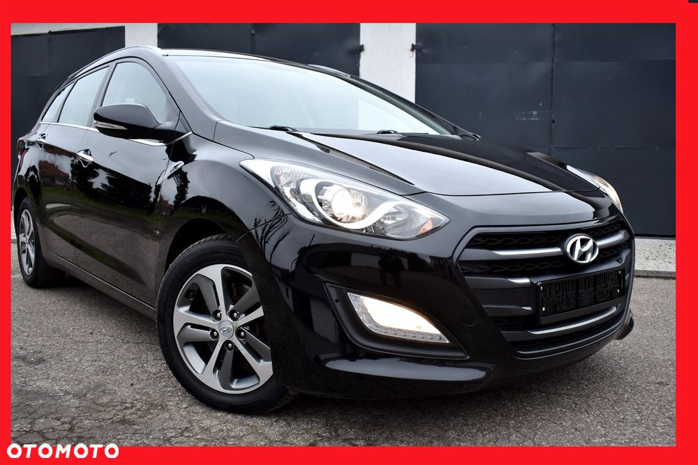 Hyundai i30 blue Kombi 1.6 CRDi DCT Trend - 1