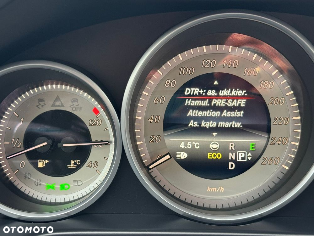 Mercedes-Benz Klasa E 350 T BlueTEC 4Matic 7G-TRONIC Avantgarde - 30