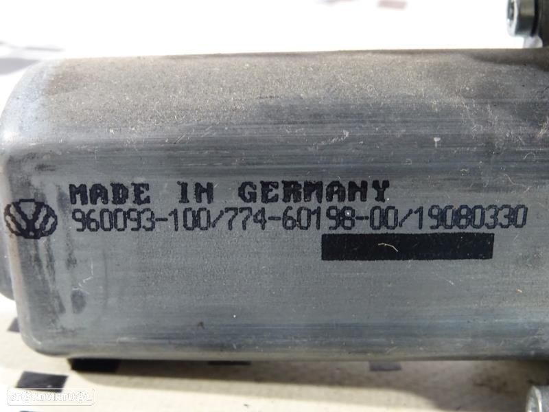 Motor Do Elevador De Vidro Traseiro Esquerdo Volkswagen Golf V (1K1) - 7