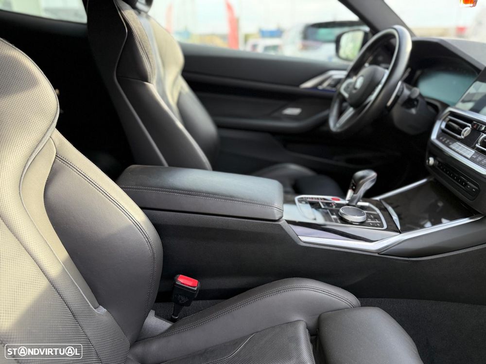 BMW M4 Competition M xDrive - 40
