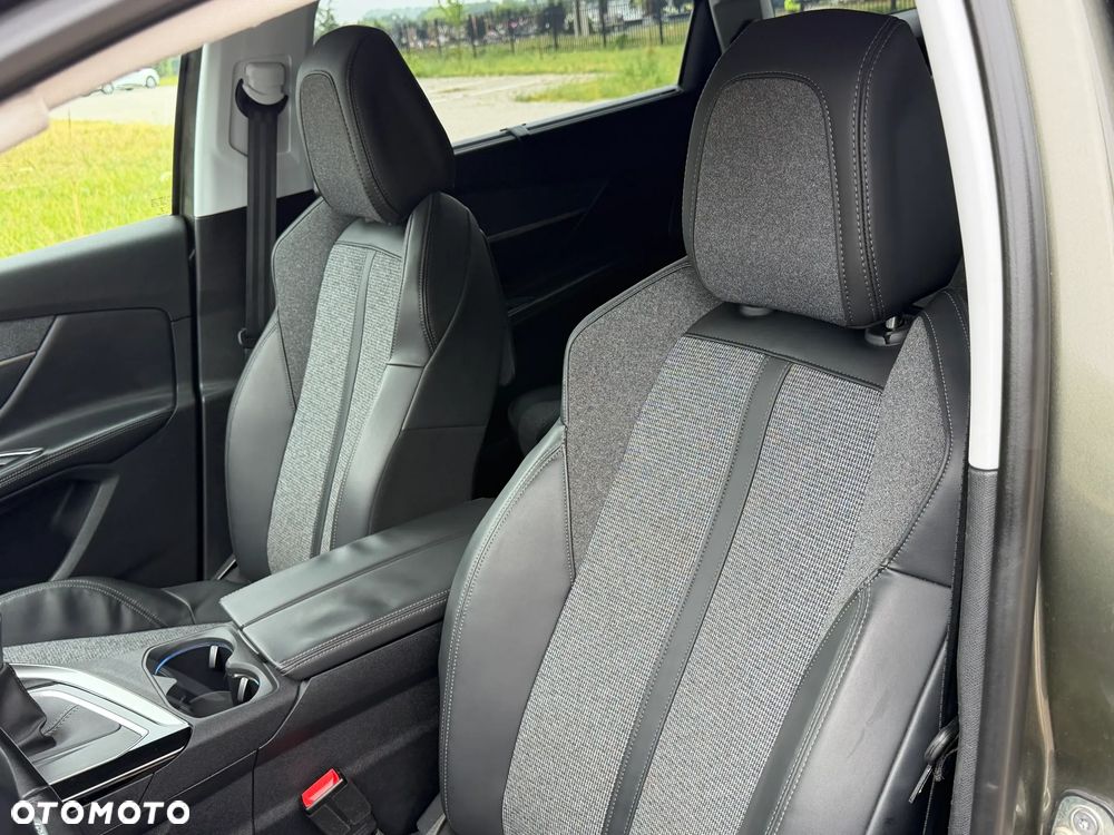 Peugeot 5008 BlueHDI 130 Allure Business-Paket - 14