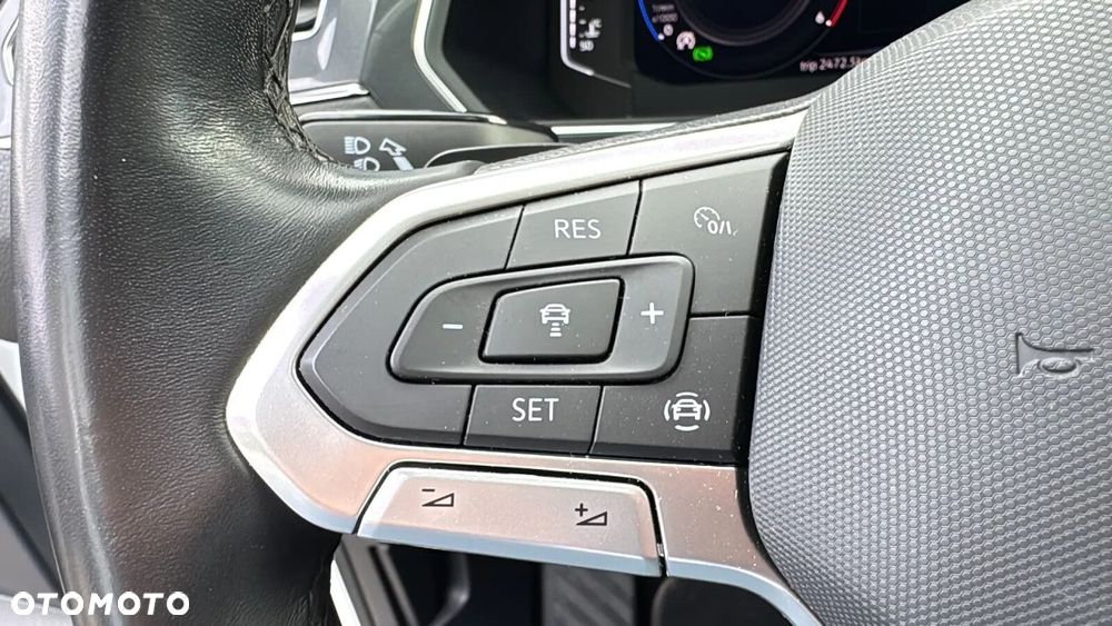 Volkswagen Tiguan Allspace - 13