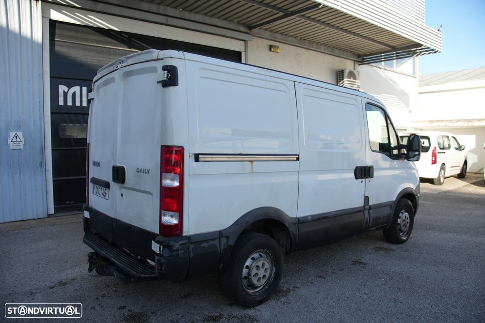 Iveco Daily 35S11 2.3td 106cv - 5