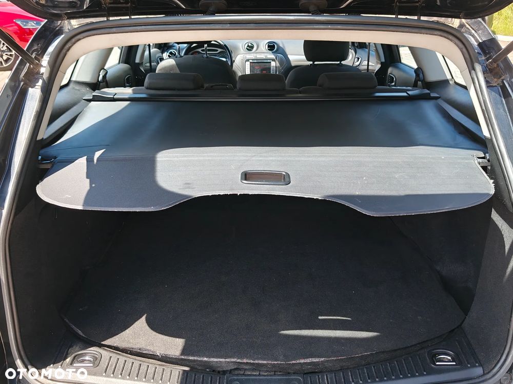 Ford Mondeo 2.0 TDCi Titanium - 18