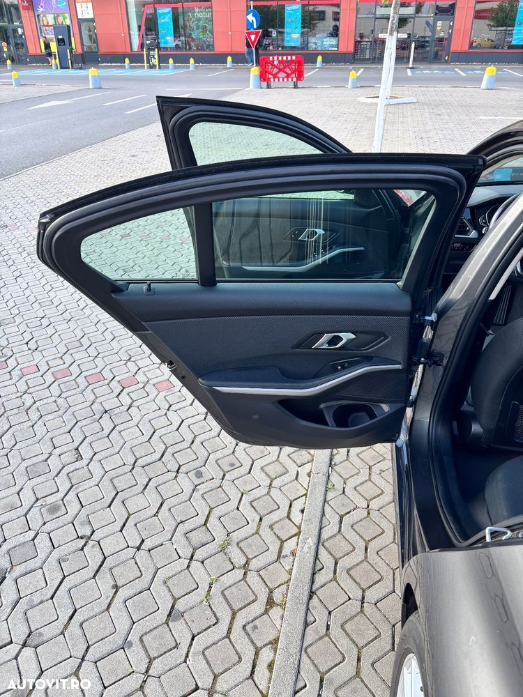BMW Seria 3 - 15