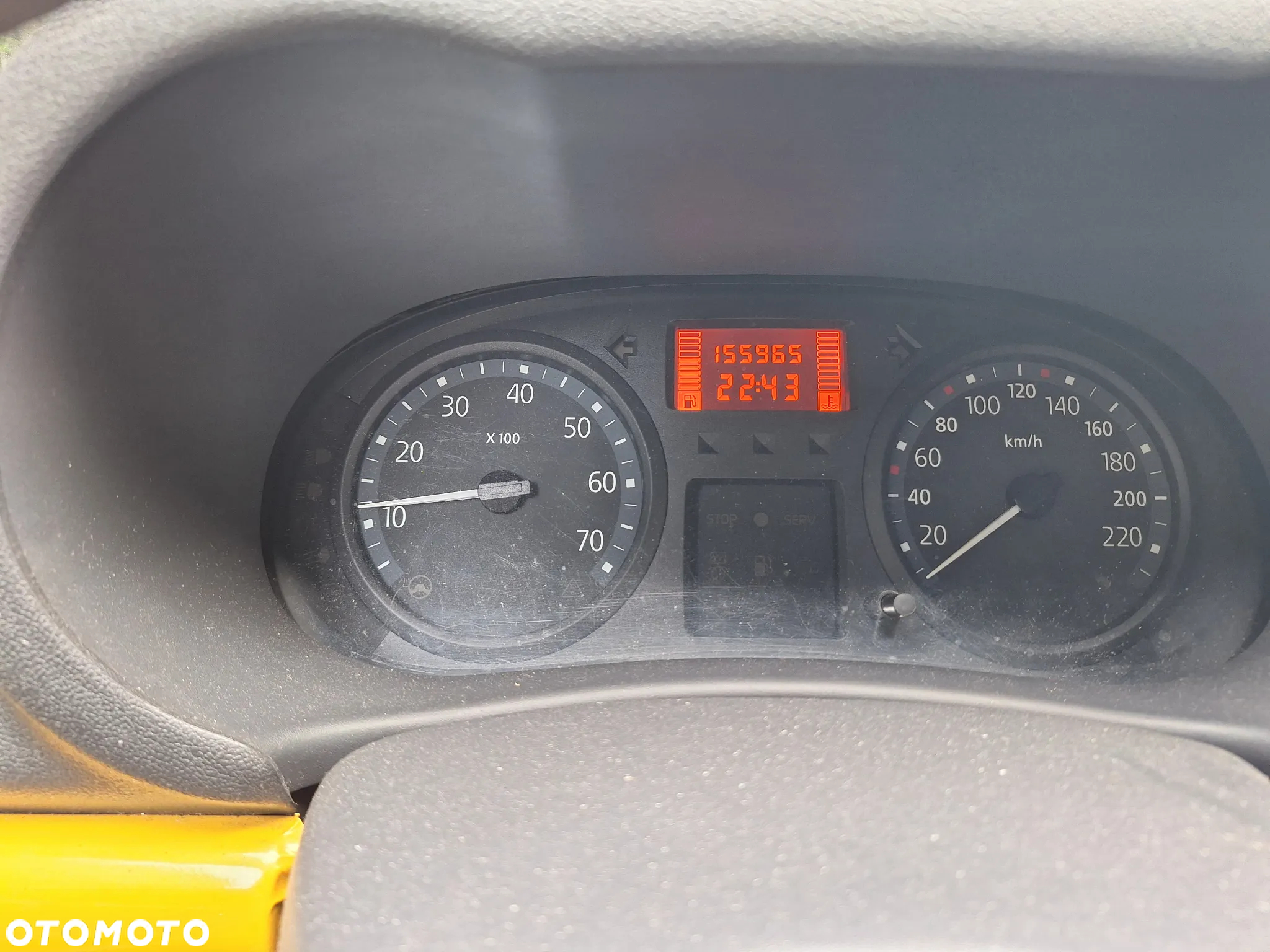 Renault Clio 1.2 16V Campus - 11